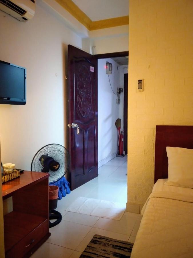 Guest House Uttrang Ho Chi Minh City Bagian luar foto