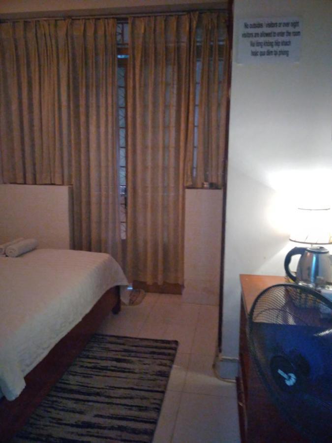 Guest House Uttrang Ho Chi Minh City Bagian luar foto