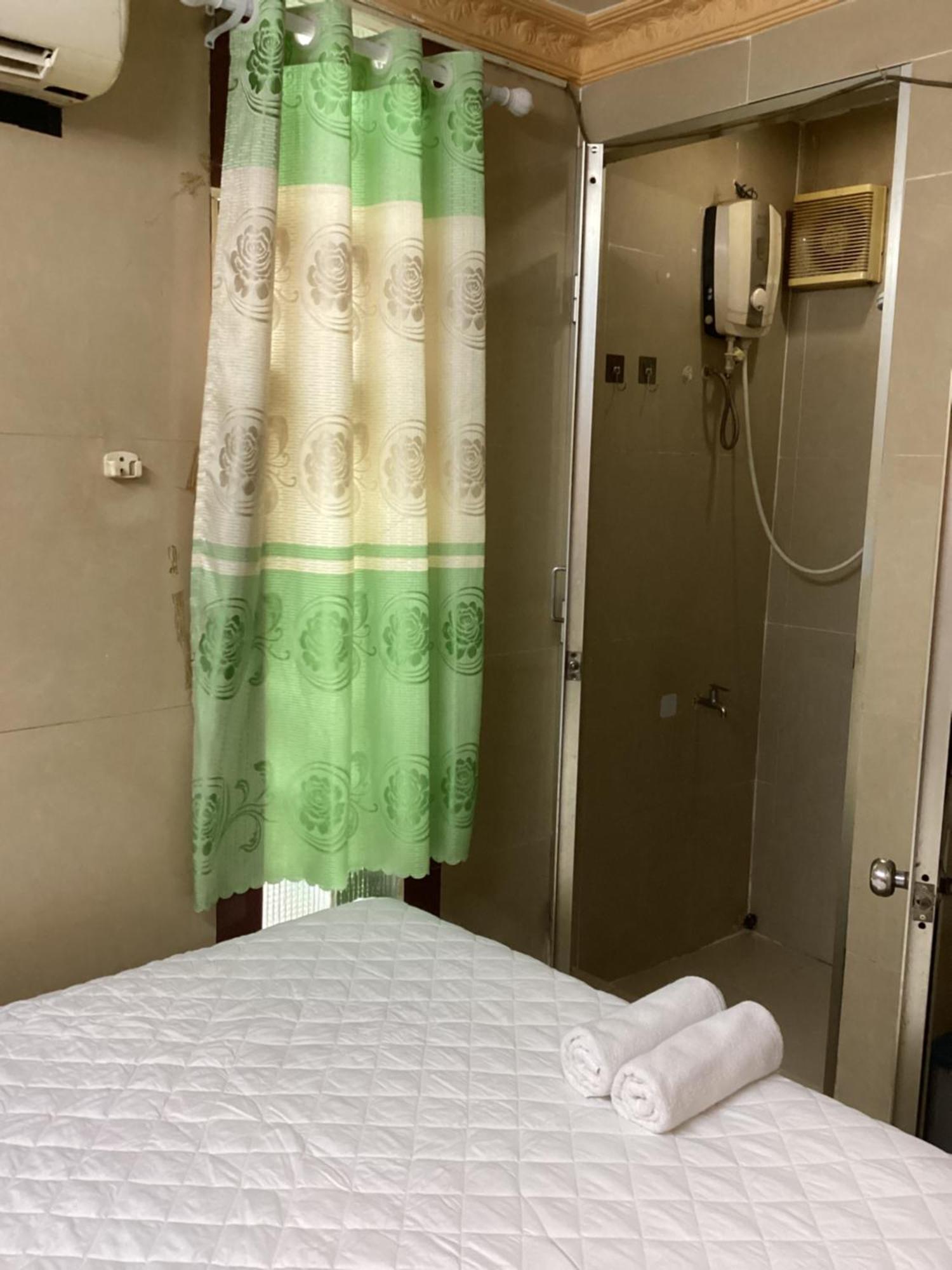 Guest House Uttrang Ho Chi Minh City Bagian luar foto