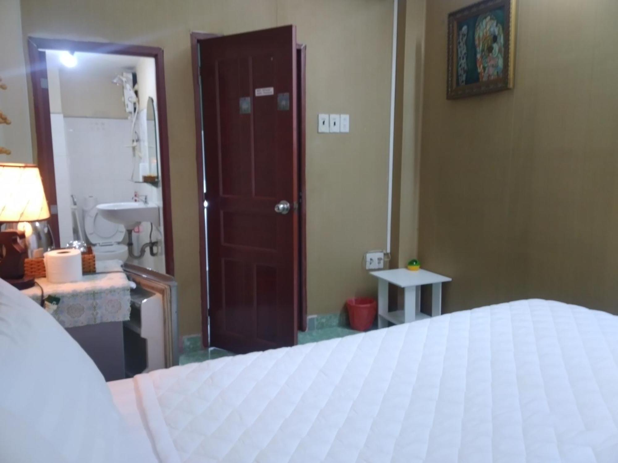 Guest House Uttrang Ho Chi Minh City Bagian luar foto